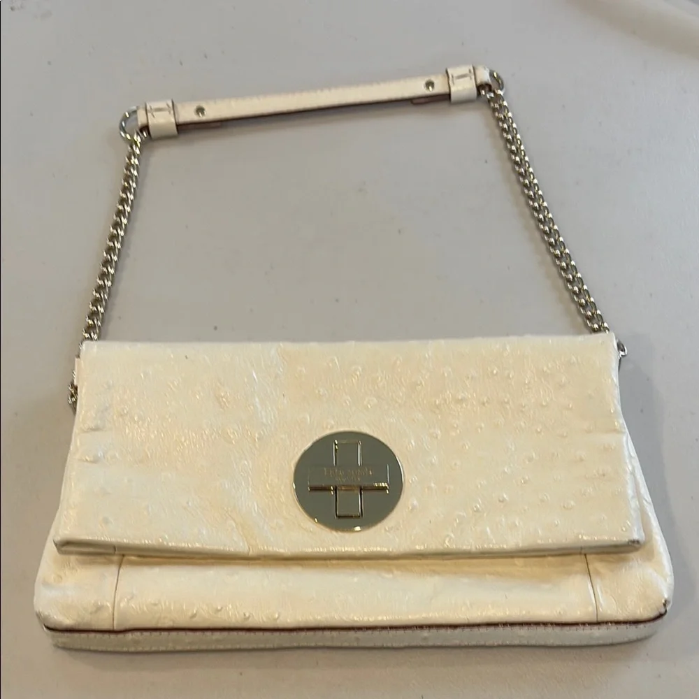 Kate Spade - Cream Handbag with gold strap and accents
